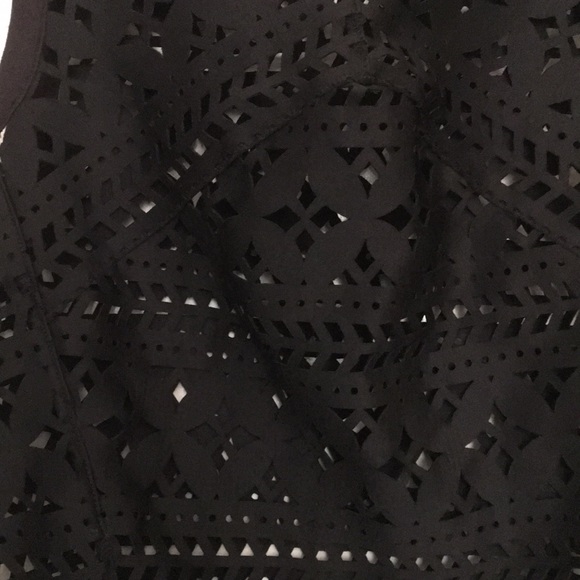 Patterned Top - Picture 3 of 5